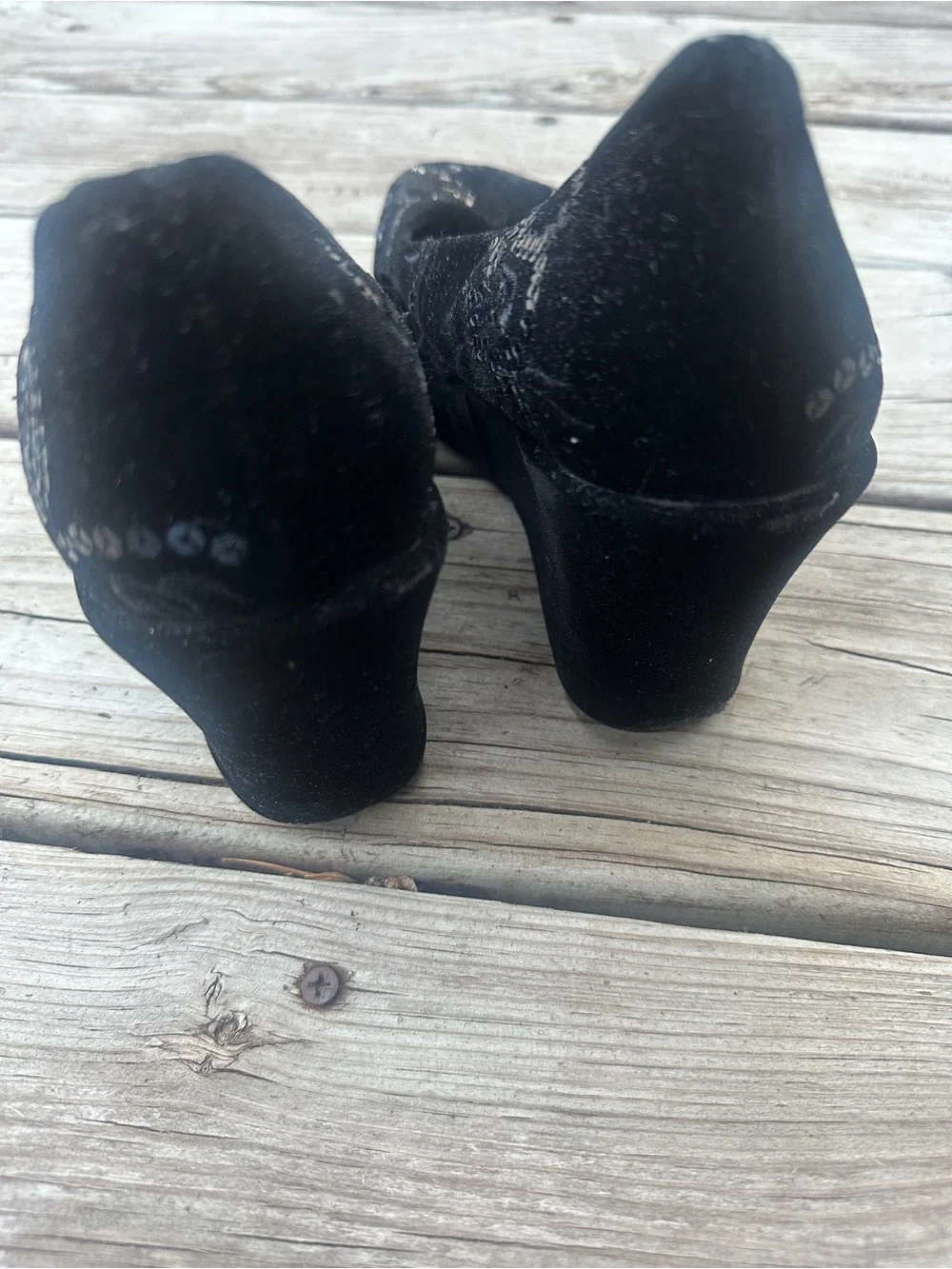 Vtg y2k baby me Black velvet wedge shoes with sequin details, Size 10